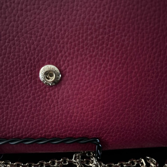 VALENTINO GARAVANI Rockstud
Wallet On A Chain - Picture 6 of 12